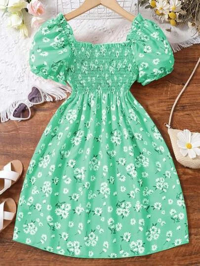 Vestido con fruncido con estampado floral de manga farol