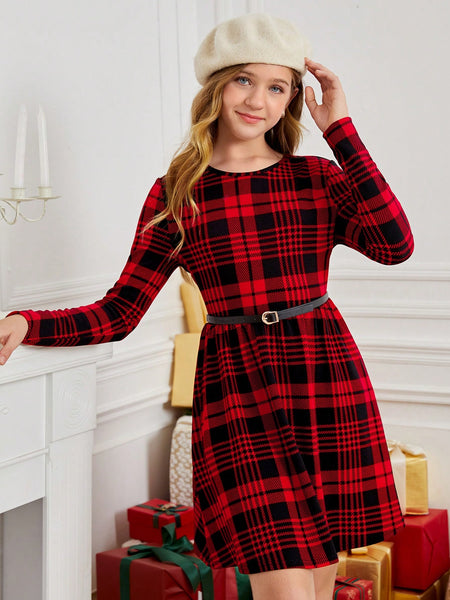Vestido de punto con cuello redondo