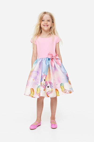 Vestido con estampado de unicornios