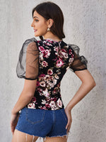 EMERY ROSE Top con estampado floral de malla en contraste