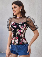 EMERY ROSE Top con estampado floral de malla en contraste