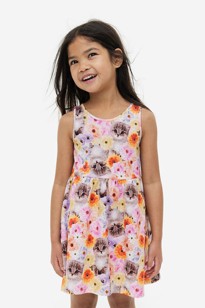 Vestido estampado de dibujos animados y flores