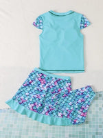 Traje de Baño   3 piezas con estampado de sirena  .