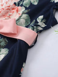 Mono con estampado floral de manga mariposa con cinturón